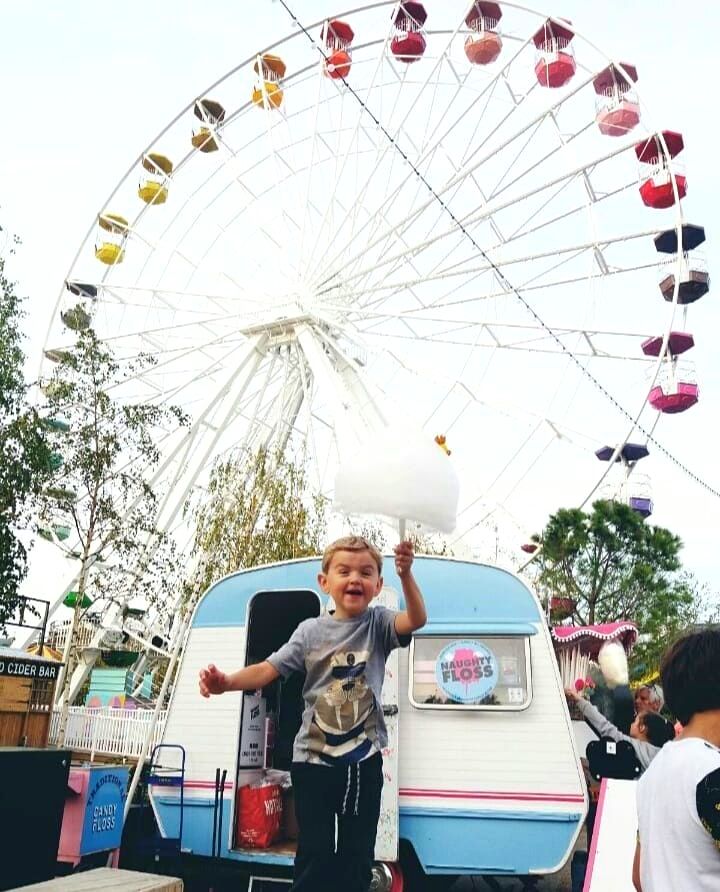 Open for a surprise😉 Anyone else currently craving <a href="/NaughtyFloss/">Naughty Floss</a>?!

📷 Lauren D-s #WeWillSurvive