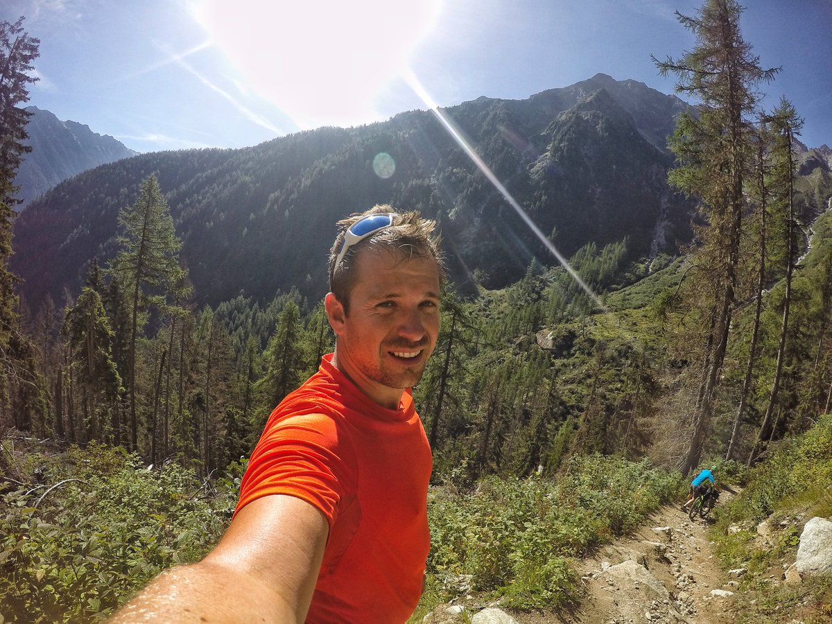 I did an interview for BBC radio Bristol this morning about some things I do, events we offer &amp; the impact of Coronavirus. Weirdly I was nervous as it was live, I missed a few things I wanted to say but I don't think I m..mumbled my worms - 
bbc.co.uk/sounds/play/p0… 1:22:00 in