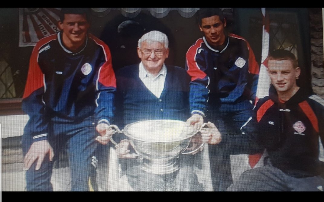 Today's photo of the day, Kevin Moynihan, Dean Ryan and Kevin Brennan visit Tom Flynn (RIP) following the U21A win in 2010 🇮🇩 Thanks to Anthony Flynn for sending this in.