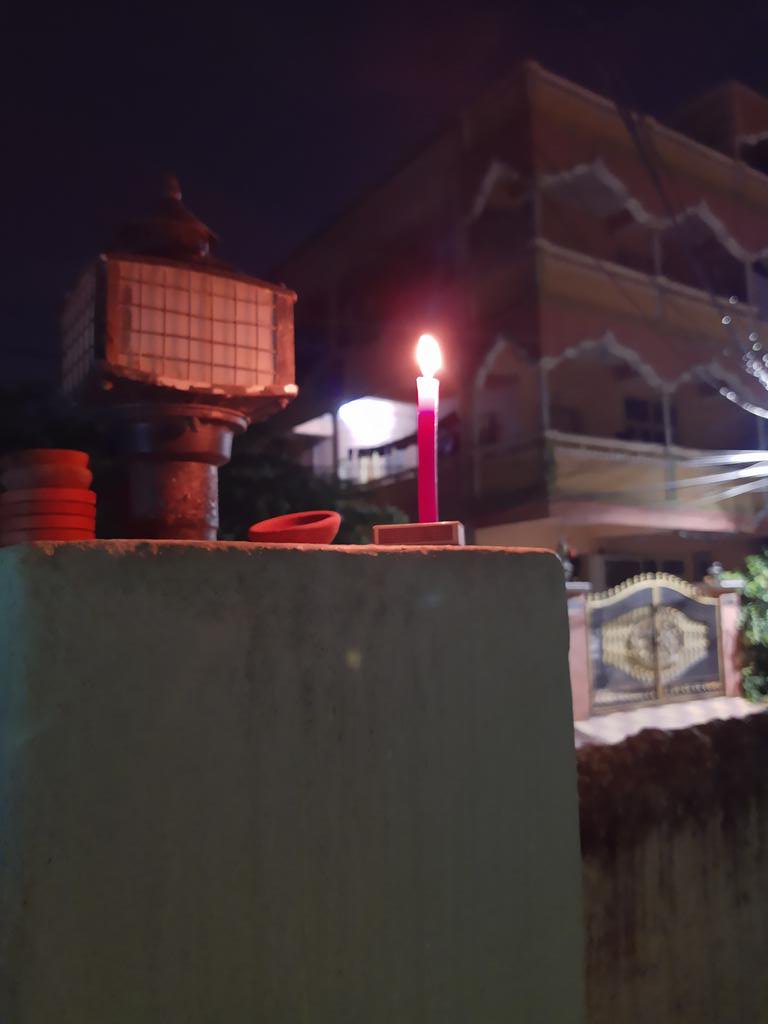 soujanyapinky's tweet image. Carona spreading will stop let&apos;s all pray .9pm9minutes #standforunity