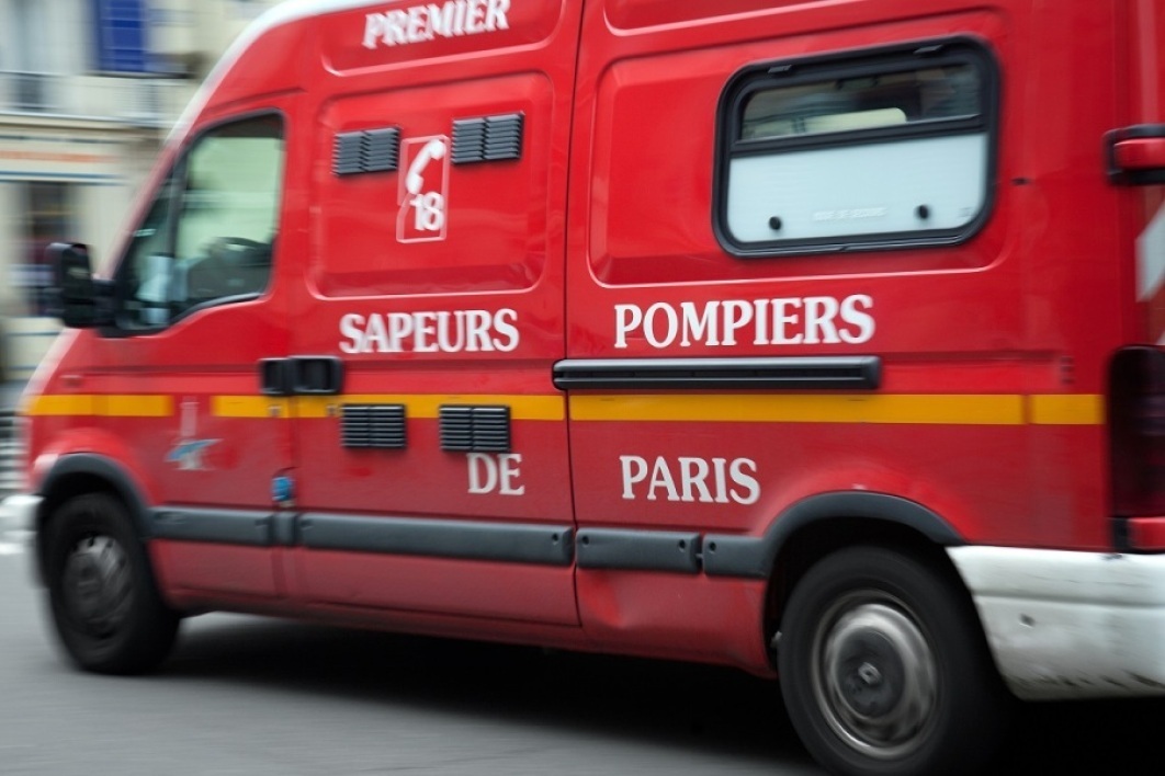 BFMTV's tweet image. Coronavirus: une trentaine de pompiers de Paris contaminés, des militaires en renfort bfmtv.com/societe/corona…