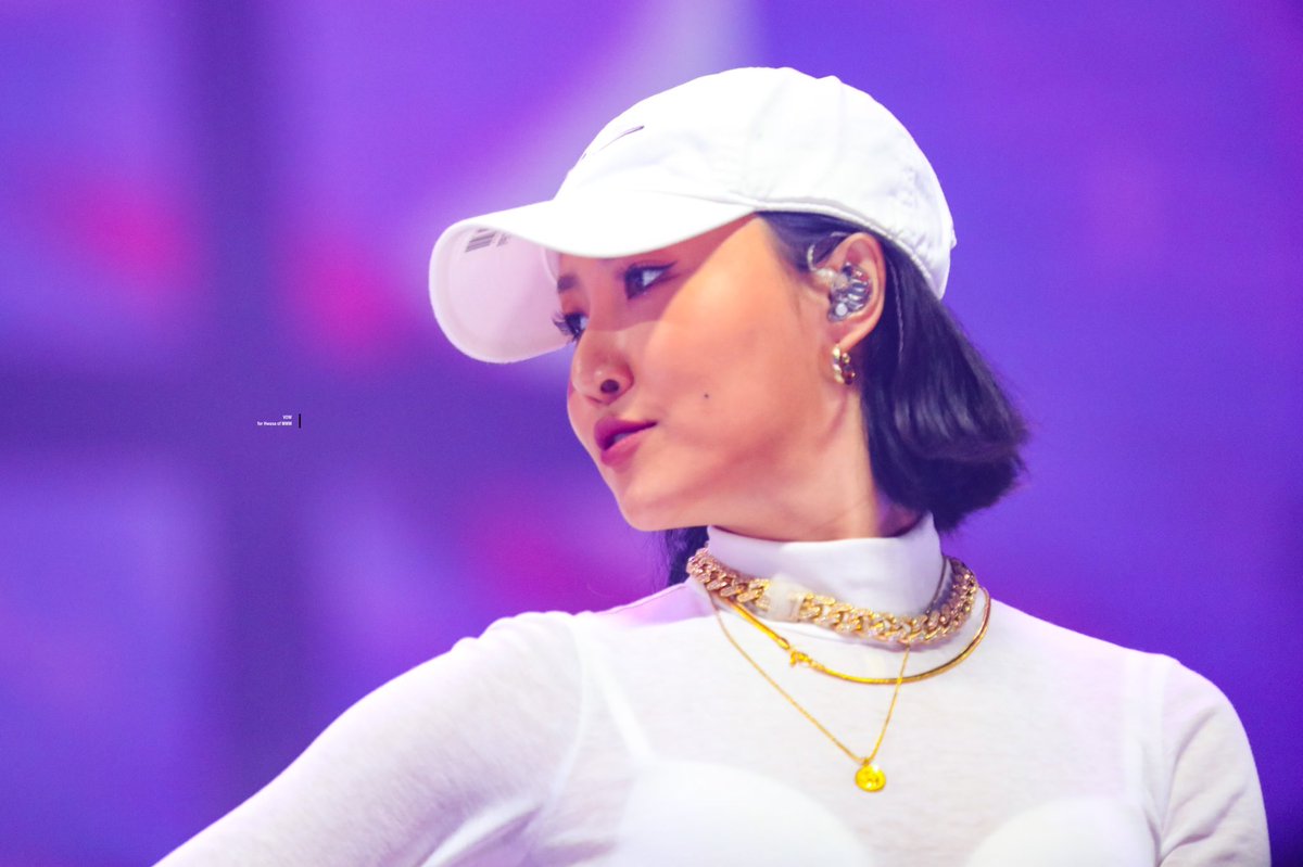 Hyejin  #HwasaLoveParty  #OurFlowerHwasa you’re truly an amazing person we all admire  @RBW_MAMAMOO