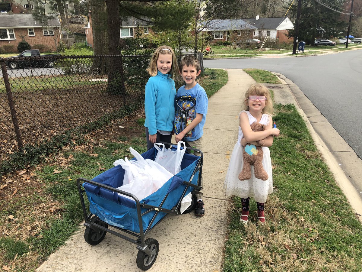 Notjoelcarter's tweet image. We’ve done neighborhood orders for #Filippos the last couple Fridays. The kids helped with pulling the wagon around.