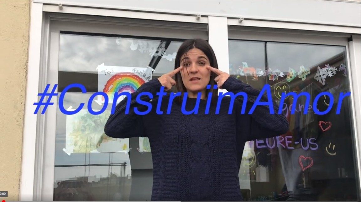 NouPatufet's tweet photo. Un petit regal dedicat als infants i joves de #NouPatufet als quals fem un gran aplaudiment per la seva responsabilitat en aquests dies de confinament. Desitgem us agradi. #ConstruïmAmor.
▶️https://t.co/7bttAF7Q1O

Agraïment: @buhosoficial per la cançó "Transmets energia" https://t.co/PSgBOnmePW