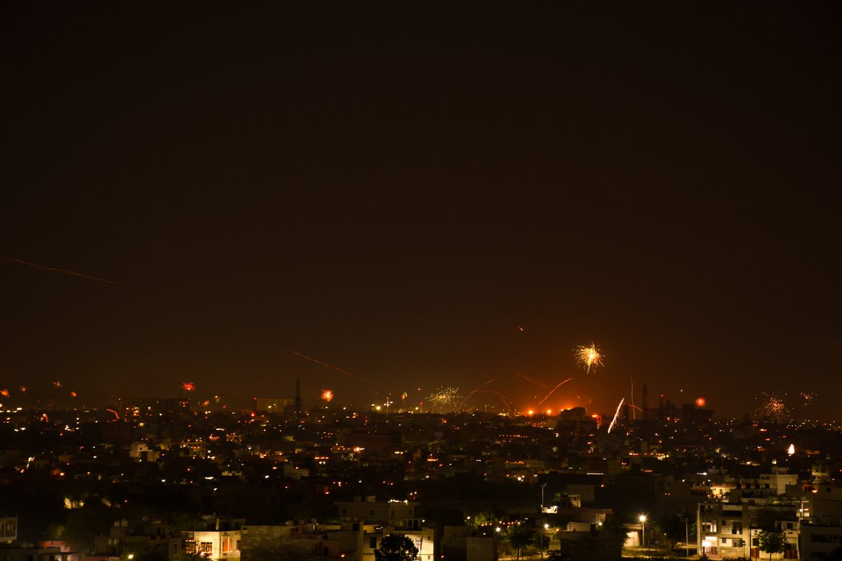 ashishsangai's tweet photo. And view from #Jaipur
@narendramodi #supportlamplighting https://t.co/SeKannG0RI