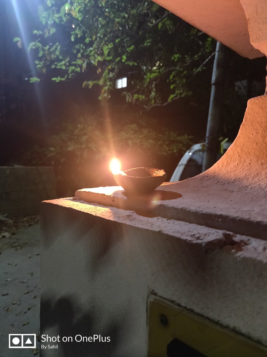Sahilgyan25's tweet photo. We supported @narendramodi Ji's hope for light today.
#9pmDiwaliAtABP #hopeforlight https://t.co/X6dNJM9Lta