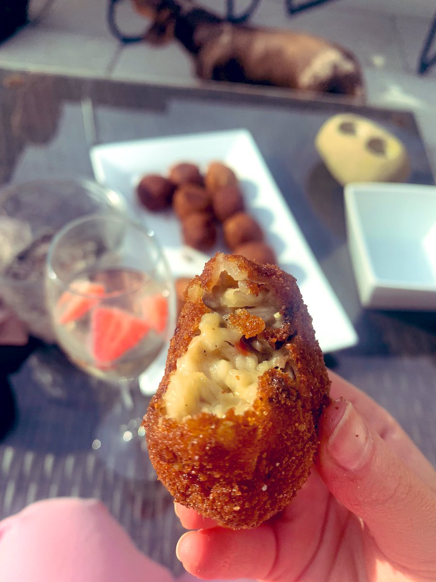 MadisonJadexo's tweet photo. Just made @Hayden1974 Arancini... oh my goodness 🤤🤤🤤 10/10 https://t.co/T6eBDB66RG