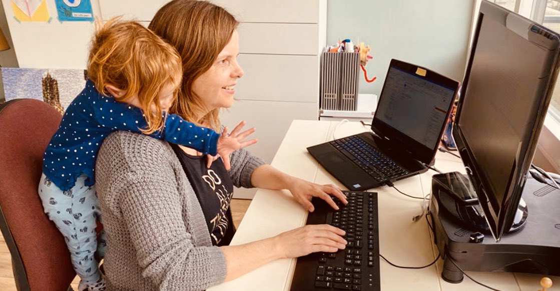 Jouw collega laat haar dochter steeds in de webcam zwaaien, wat vind je hiervan? Ontdek het in 60 minuten tijdens de Online MD Experience! managementdrives.com/experience-onl…