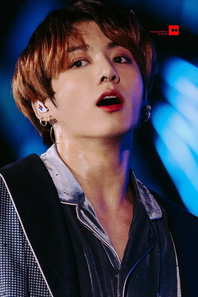 AcilBts's tweet photo. #WeLoveYouJungkookmiss youuuuuuuuuuuuuuhhhhuhu https://t.co/JIdj6hlACM