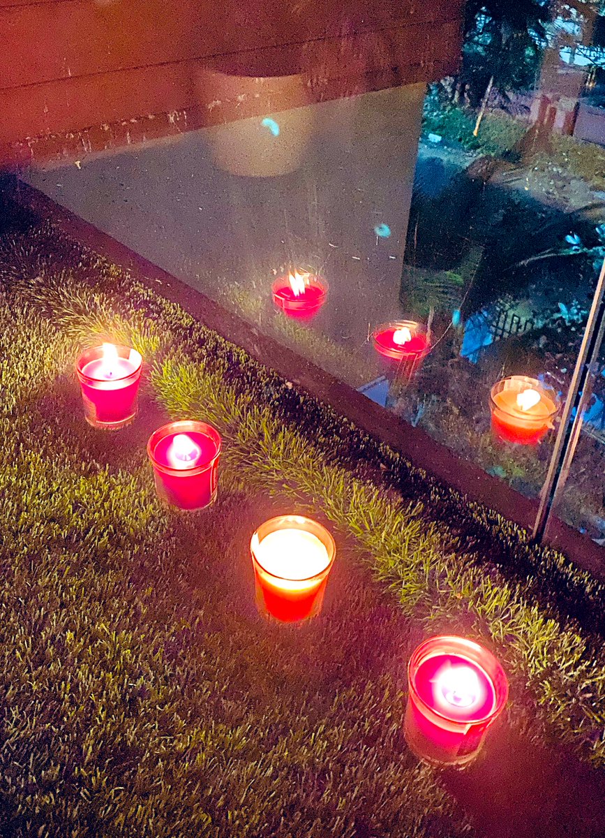 soundaryaarajni's tweet photo. #Solidarity #Unity #AloneTogether #IndiaFightsCoronavirus #StayHomeStaySafe #OnlyPrayers ๐๐ป๐๐ป๐๐ป https://t.co/3g85csulXj
