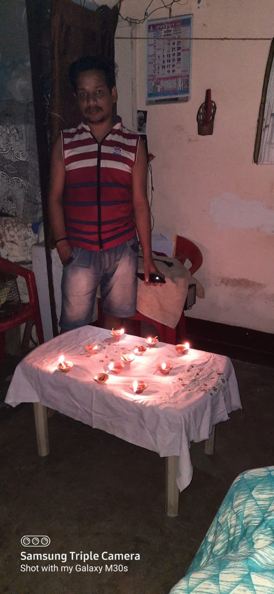 rohitdina's tweet photo. कोरोना को हराना हमारा संकल्प है
@PMOIndia @narendramodi @UPGovt @myogiadityanath @ABPNews @aajtak #FightAgainstCoronavirus https://t.co/StlvDtfbGJ