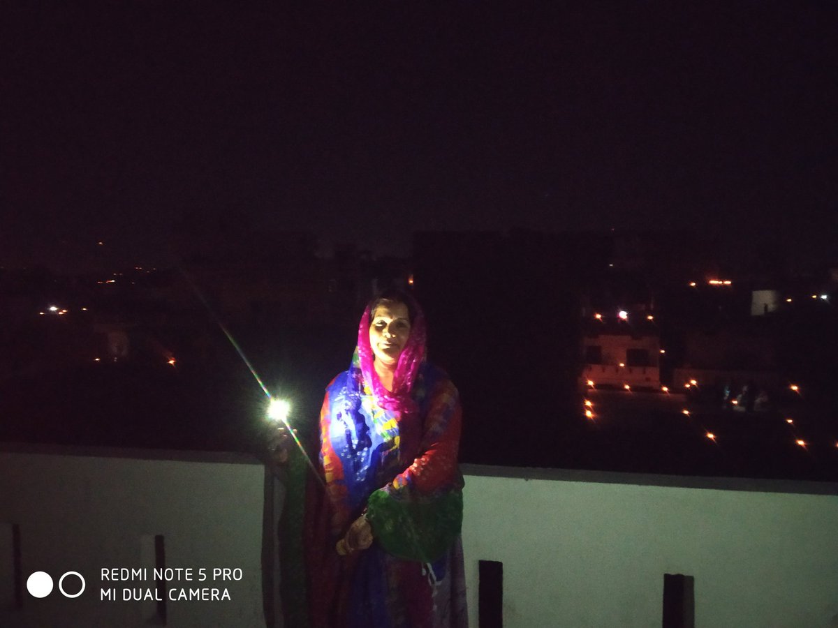 akhil2892's tweet photo. lights of hope all over wold....diya in #Finland and #Varanasi 
@PMOIndia @narendramodi @ndtv @ZeeNews @ABPNews @DDNewslive @aajtak https://t.co/x37IvIsU2o