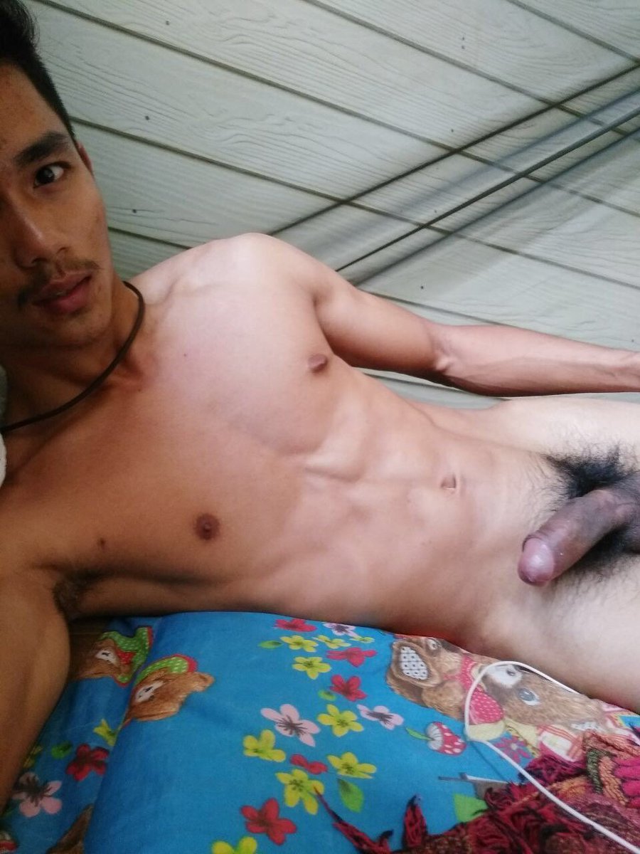 maxifinn1's tweet photo. My best friend from Indonesia https://t.co/zbEtET1LwE