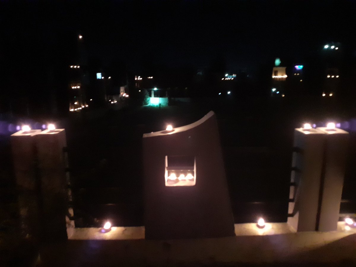 RezinexC's tweet photo. #9pmDiwaliAtABP
A ray of hope and positivity....
#COVID2019india https://t.co/x5LXSEr3VB