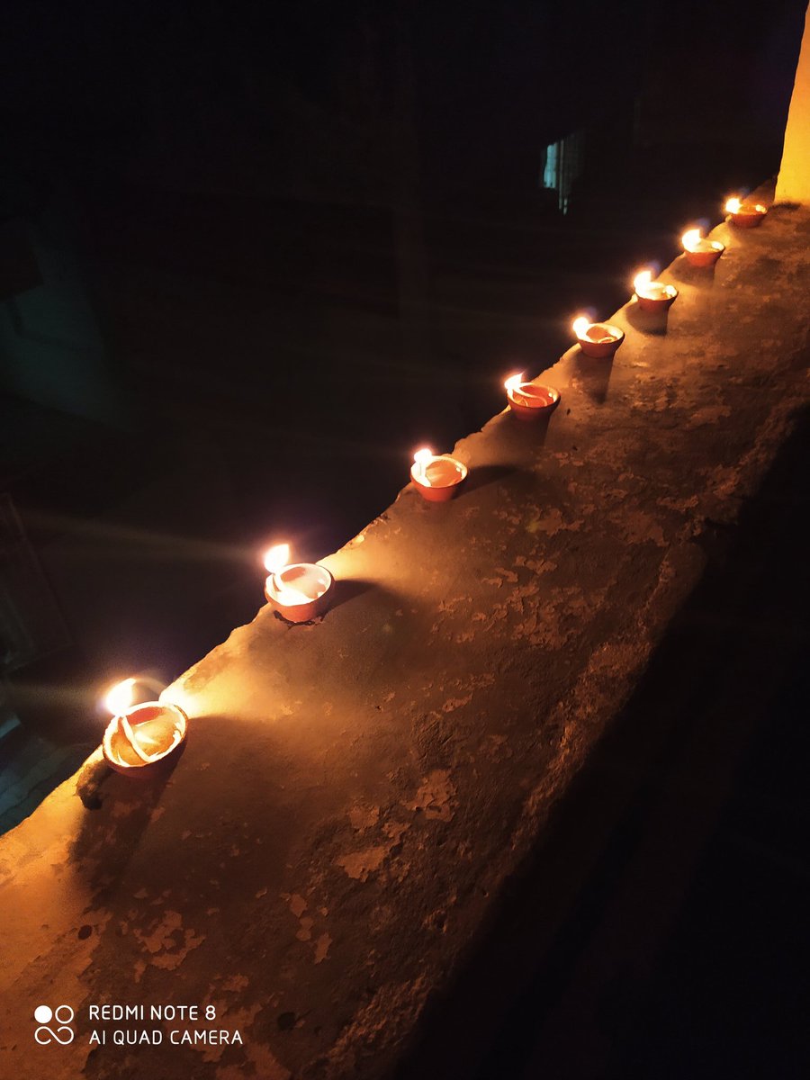 milan3299's tweet photo. #9pm9minute #9बजे9मिनट #IndiaFightsCoronavirus #IndiaFightsCornona https://t.co/vL8pqDHCtt