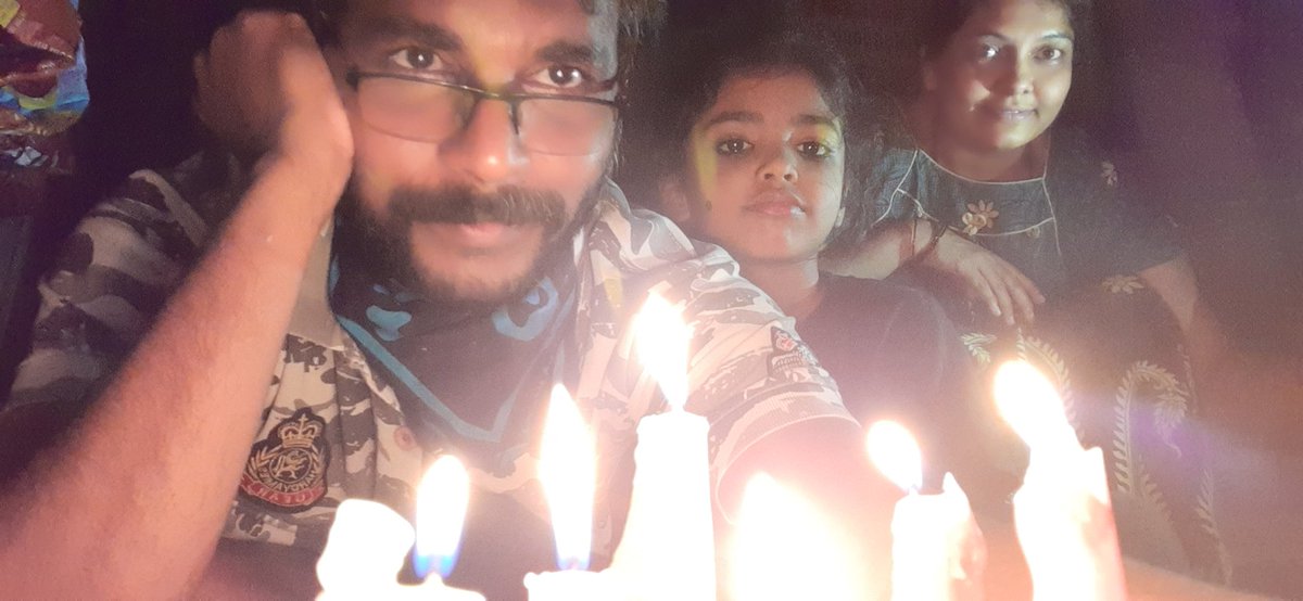 PoetBhashyasree's tweet photo. #FightAgainstCoronavirus #FightAgainstCOVID19
#9mnslights
#modiji_thankyou
#ModiUnityCall #kcrunitycall https://t.co/Nm3uiashqn