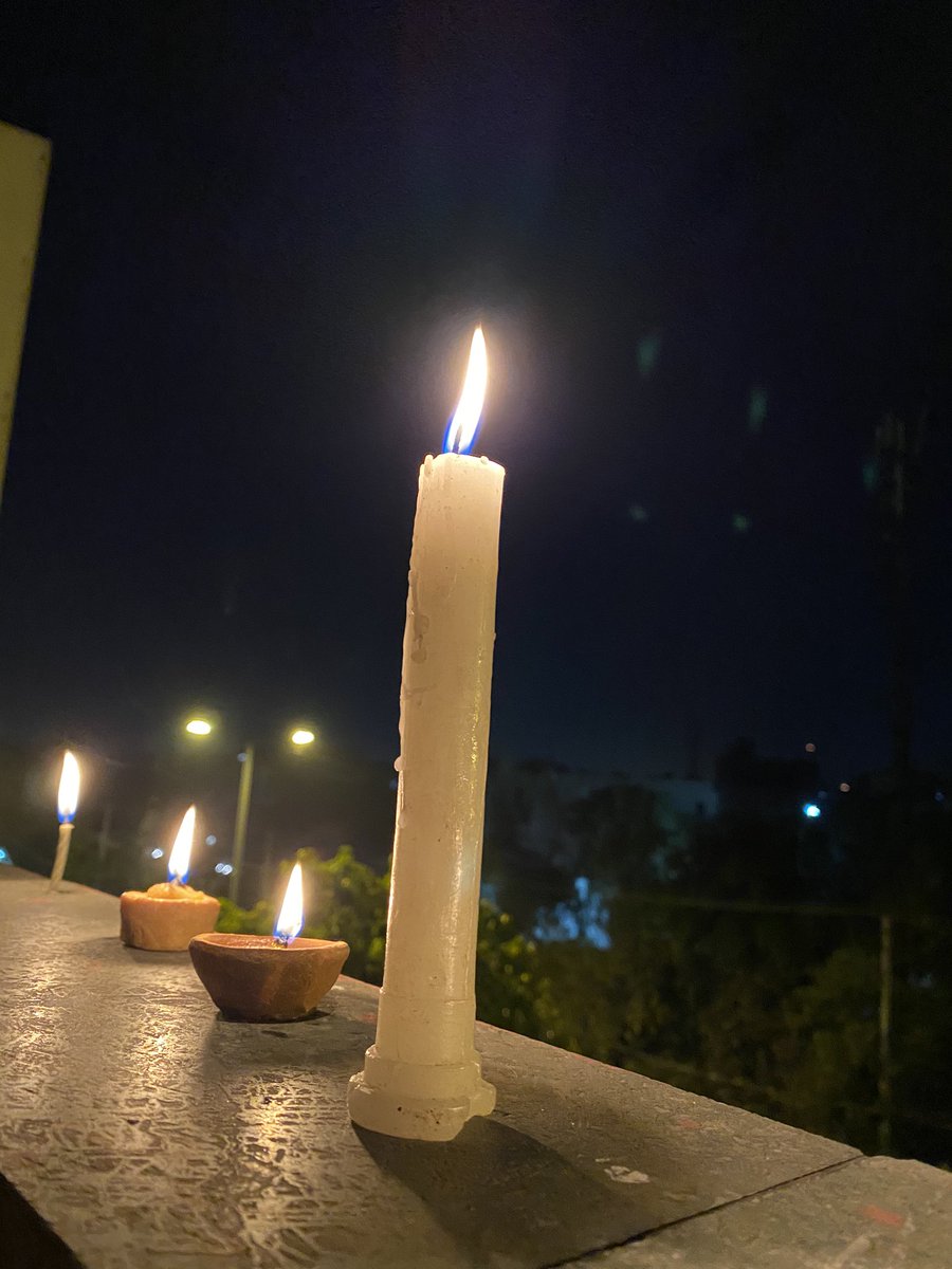 samadhiya0's tweet photo. We stand against Coronavirus ! #9bje9minute #JyotiradityaScindia @JM_Scindia 
#IndiaFightsCoronavirus https://t.co/jcX10w3vP2