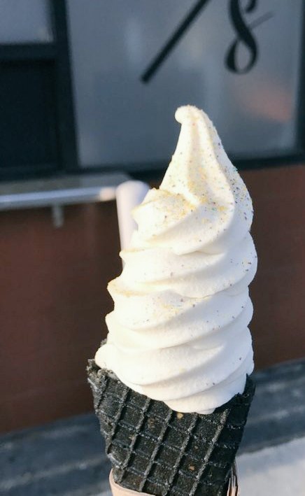 Threadsome random yum sweet food which u feel like eating, but cant Because of lockdown So made a thread of  @AlluSirishAs all of them1) Vanilla ice cream  in a charcoal cone