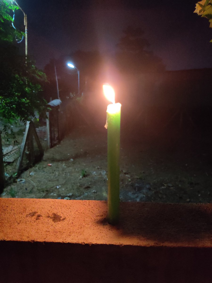 Jlalithkumar1's tweet photo. #9बजे9मिनट, let’s stand is solidarity &amp; beat this terrible time the whole world is going through. We can do it India! #COVID2019 #9baje9mintues @PMOIndia @narendramodi https://t.co/S1DvDlK6UT