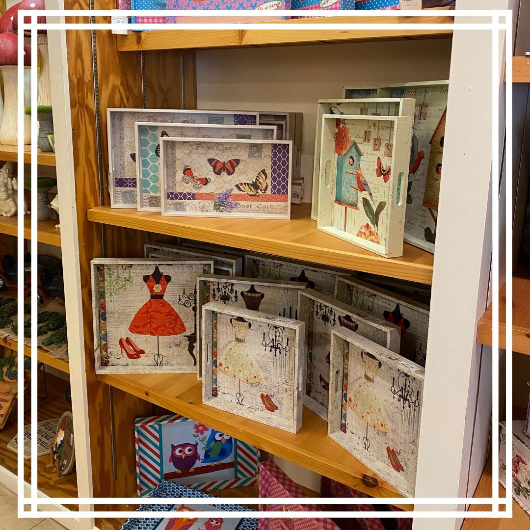 DavesXmas's tweet image. We can't get enough of these beautiful spring themed serving trays. They're the perfect way to add that decorative touch in your kitchen 🌸
...
#springdecor #springdecorations #homedecor #shopbuffalo