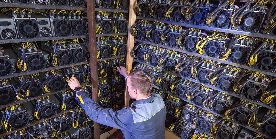 faswet_'s tweet photo. Compañías de #criptominado en #China promueven la libertad de expresión y señalan que expansión del #COVID19 fue causada por la censura. El comunicado lo firman 12 empresas entre las que están: Canaan, AvalonMiner, Inter Hash, Huobi Pool, OkEx Pool y otras. https://t.co/MvLmwQa8CO
