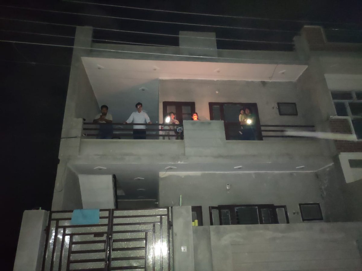 AnkitVitrana_AV's tweet photo. कोरोना को भगाने के लिए एक कदम
@narendramodi
@narendramodi_in
@PMOIndia
@BJP4India
@ANI
@aajtak
@ABPNews
@ZeeNews
@Republic_Bharat
@republic
@SudarshanNewsTV
@News18India
@News18Punjab
#9बजे9मिनट
#9Baje9Minutes
#9MinutesForIndia
#9MinuteDiwali
#9बजे_9मिनट
#Hum_Light_Bujhaenge https://t.co/12pFsQ3IEO