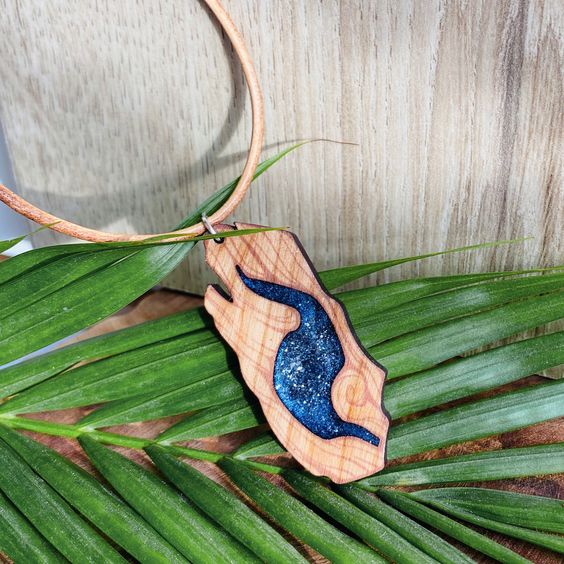 ZapCreatives's tweet photo. "Celestial Dream Tree pendants inspired by Ardenweald, made with epoxy resin & sustainable cherry wood"
π· @frenone
Make merch with us here π https://t.co/jgPAQqaqnb
#customcharms #printedcharms #woodcharms #sustainablewood https://t.co/IEAnwPxYQY