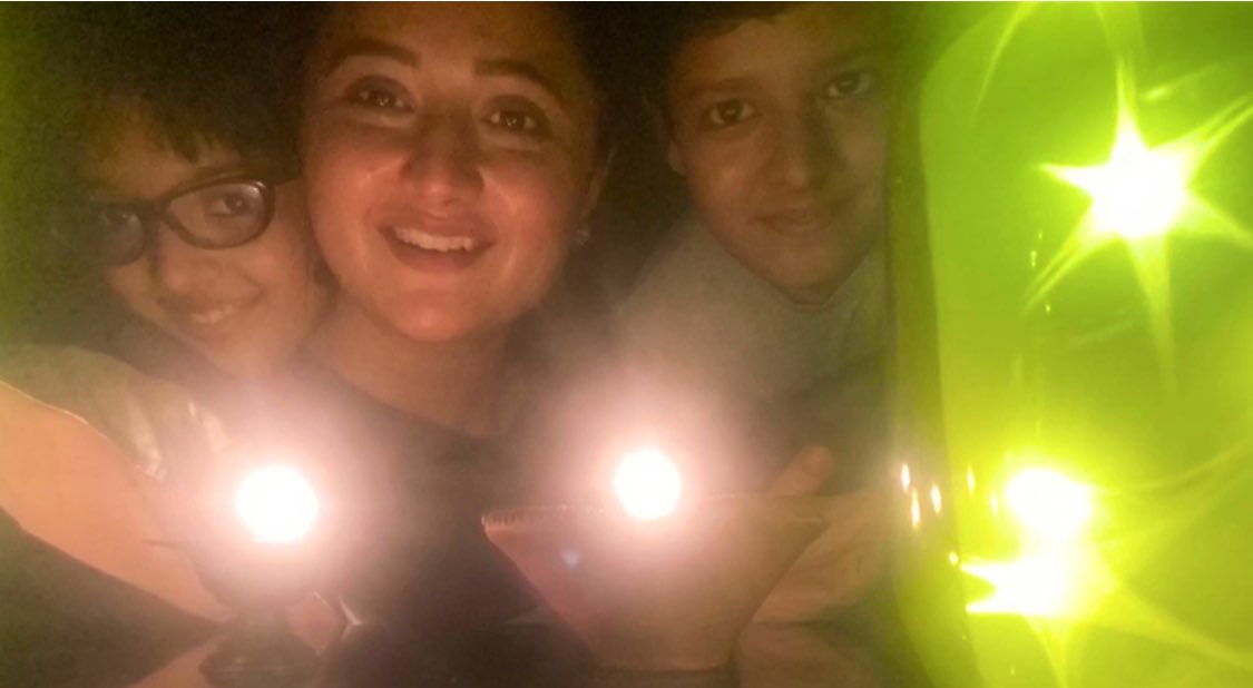 TheRashamiDesai's tweet photo. With my little ones who bright my life even brighter and one day will make us all proud!! 
#TeachThemYoung #9PM9minute #StayHome 💫🙏🏻❤️ https://t.co/MA1h3pvWbw