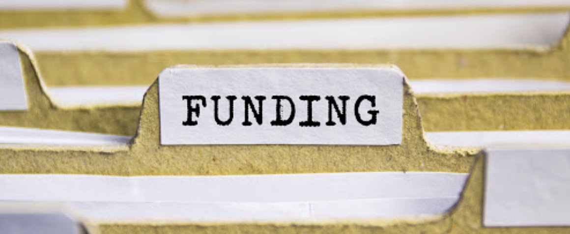 #InvestmentFacts in the #Covid_19 era: Over the course of Q1 '20 just 344 announced equity deals have been made into private UK co &amp; only 95 deals were announced in March '20, which totalled £595m, compared to 174 in March '19, which totalled £1.46b - data courtesy (<a href="/Beauhurst/">Beauhurst</a>)