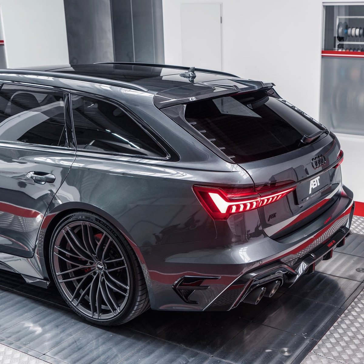 daily_audi_'s tweet image. RS6-R by ABT