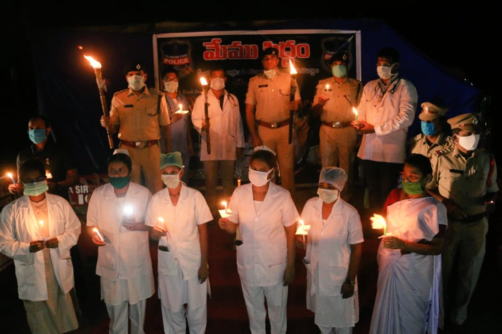 spsircilla's tweet image. Expressing solidarity with the nation in the fight against COVID19. @KTRTRS @TelanganaDGP 
#telanganapolice #sircillapolice