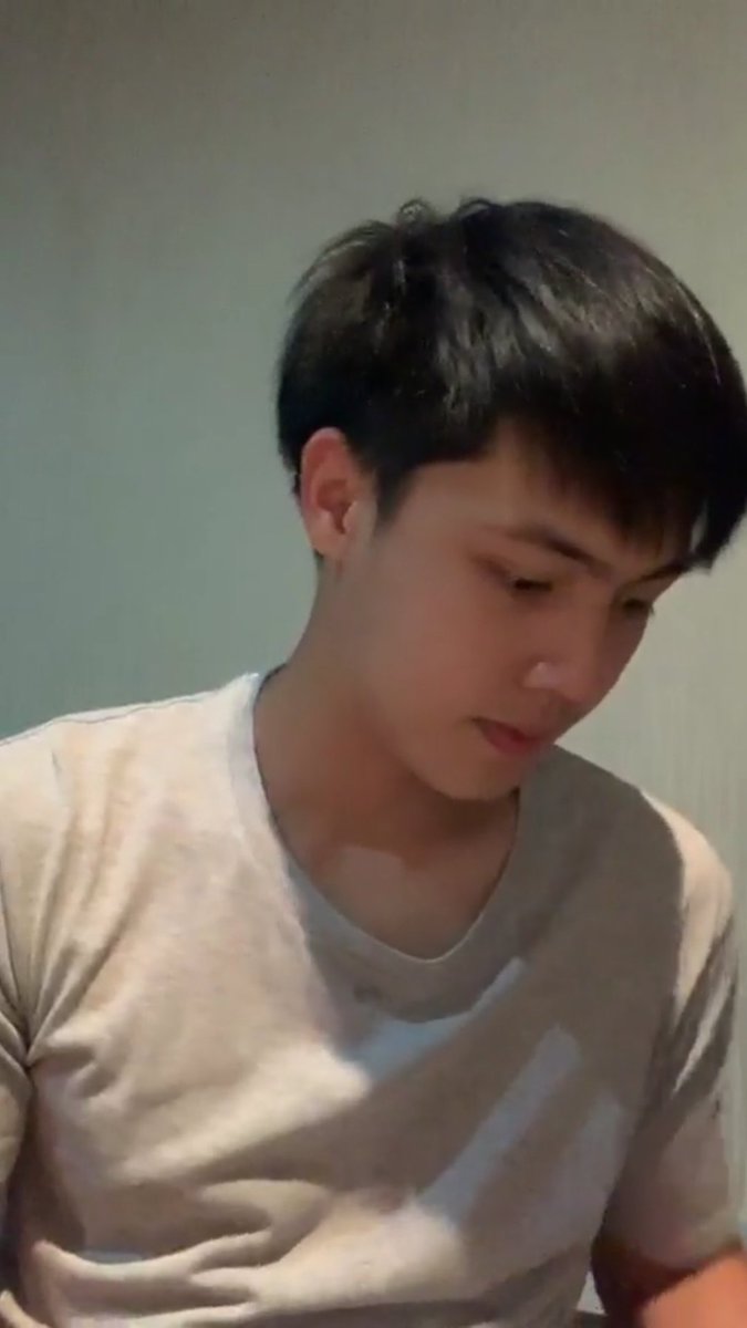 มาเริ่มดูย้อนก็เจอความน่าร้ากกกก ก่อนเลย ^^ #จัมโบ้ <a href="/jumbo_knoxx/">Jumbo</a>