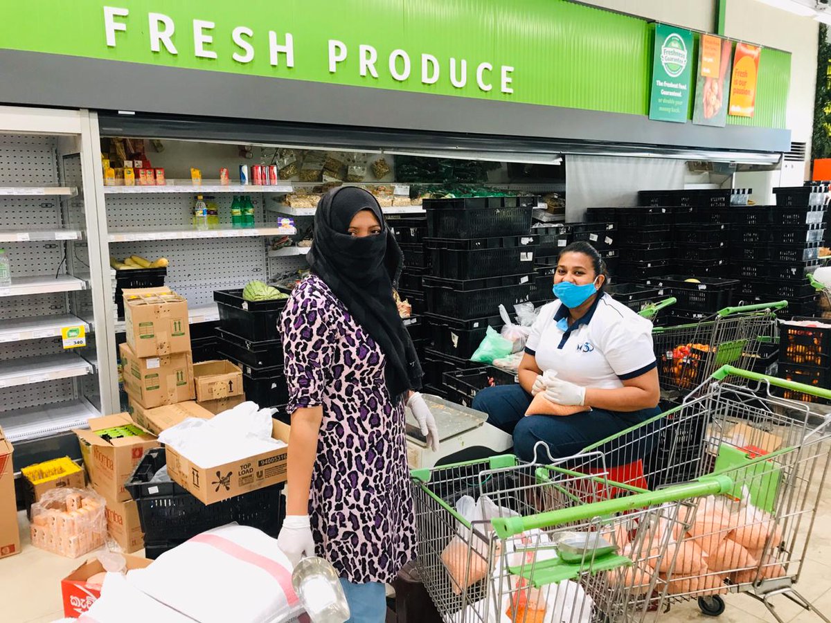 Mackinnonstrvl's tweet photo. Team Mackinnons adds strength to Keells, joining our Keells squad to maximize the customer service.
.
.
.
.
.
.
.
.
.
#MackinnonsTravels #KeellsSuper #JKH #StrongerTogether #EradicateCOVID19 #SriLanka https://t.co/KulwpylPOY