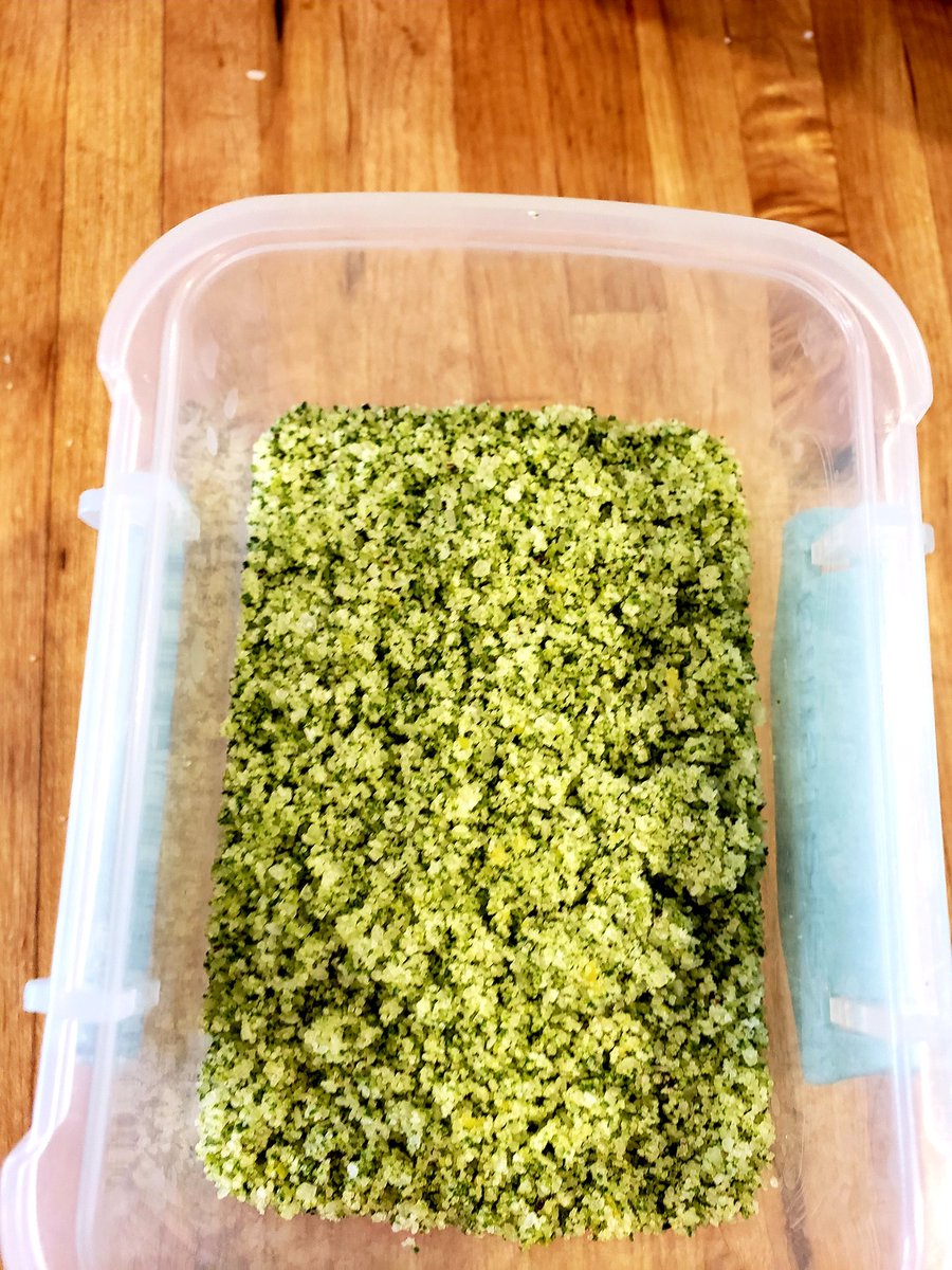jimmymak22's tweet photo. Rosemary salt is ready to be tested on steak and potatoes tonight.
Rosemary, sage, garlic, kosher salt, zest of lemon. Recipe provided by #thatdudecancook.
Fingers crossed. https://t.co/JD5rLDzqP6