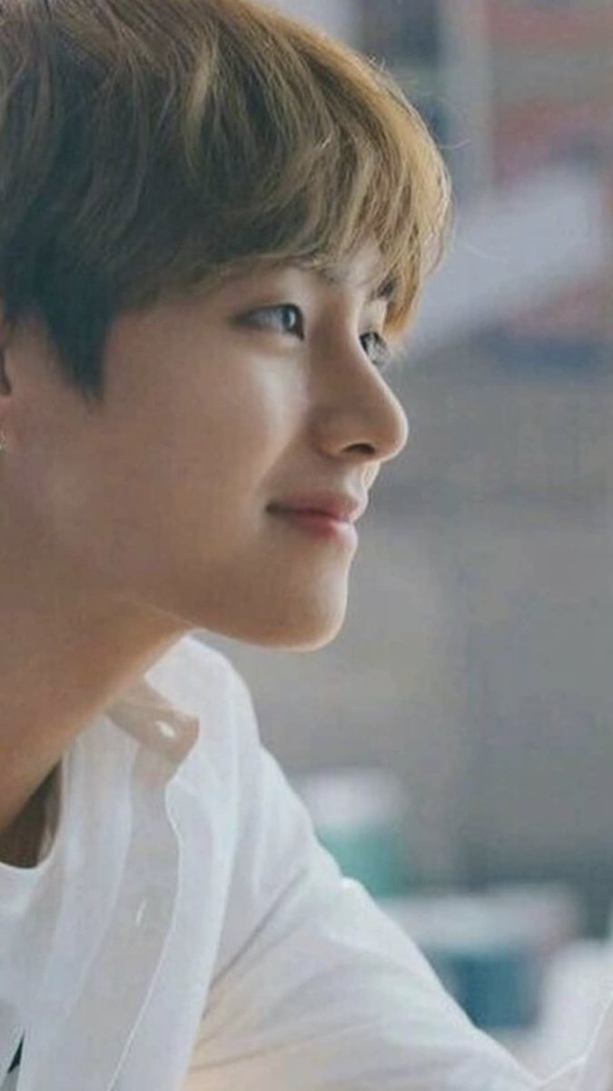 kpopbkm's tweet photo. like in a Kdrama mama
#bts #KimTaehyung https://t.co/7ZX4KTwXCG