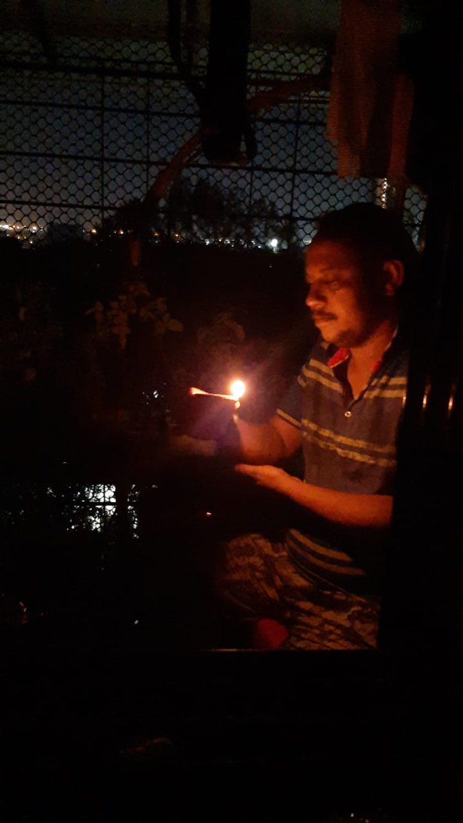 Anil__3434's tweet image. *एक " दीप " प्रकाश का*
*एक " दीप "तम में उजाले का*
*एक " दीप "भूखे के निवाले का*
*भगवान सबको सदभुधि दे..🙏*

*#5April #9PM*
*#NationStandsUnited*