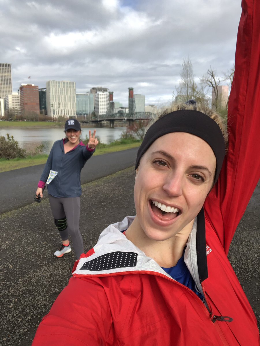 emilyburrisTV's tweet photo. Great day for a relay!!! Today Team KOIN&KRCW is Watching Out For You... from 6 feet away 😁
We’re running the Social Distance Relay to raise $ for @MealsWheelsPpl! @KelleyKOIN and I handed off with a socially distant High-5 🖐🏼 Help me cheer on our team!! #gtsdr #gtsdr001 https://t.co/R9HMiB6T2b