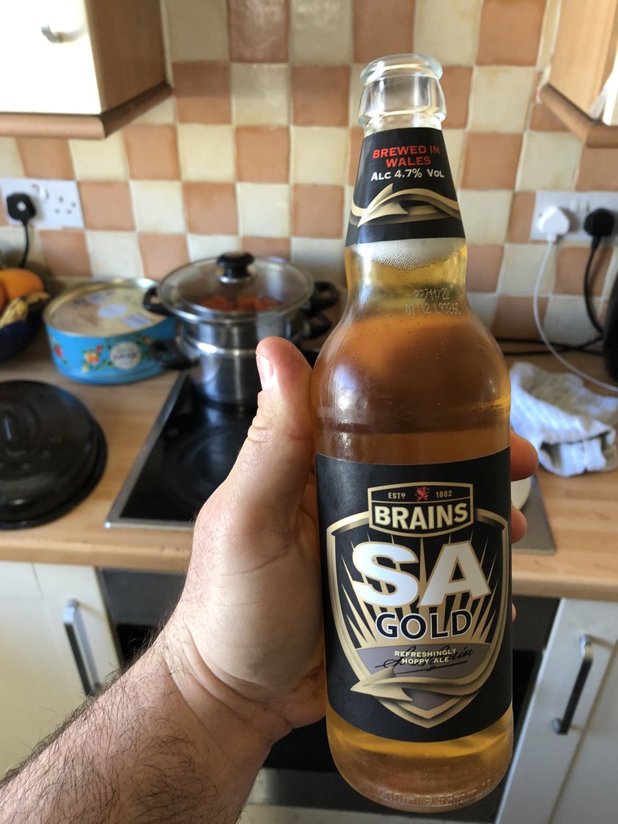 simbomorgs's tweet photo. Fresh local welsh beef and Pembs veg on the menu today, beer was from Cardiff though!!! #welshbeef #welshbeefisbest #pembrokeshireveg #freshandlocal #brainssa #brainsbeer https://t.co/NXZYdnLR8I