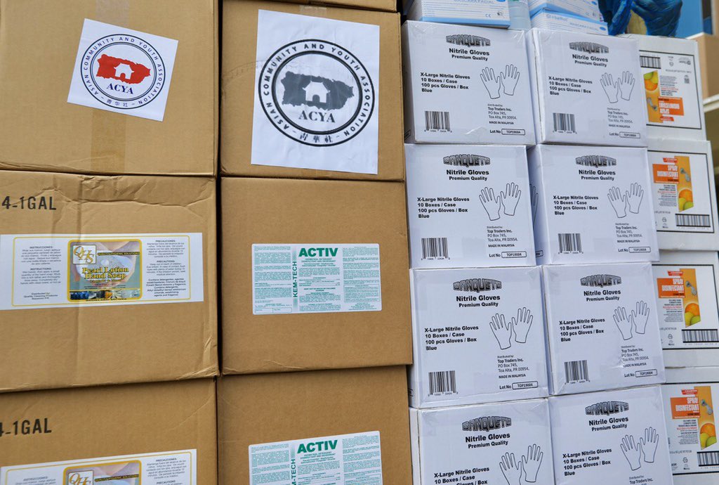 wandavazquezg's tweet image. Hoy la Cámara de Comercio de China en 🇵🇷 donó artículos de higiene y primera necesidad. Como parte de nuestra sociedad, agradecemos el desprendimiento y la ayuda de este importante grupo a los esfuerzos para contener el contagio del #COVID19. #EsteVirusLoParamosUnidos