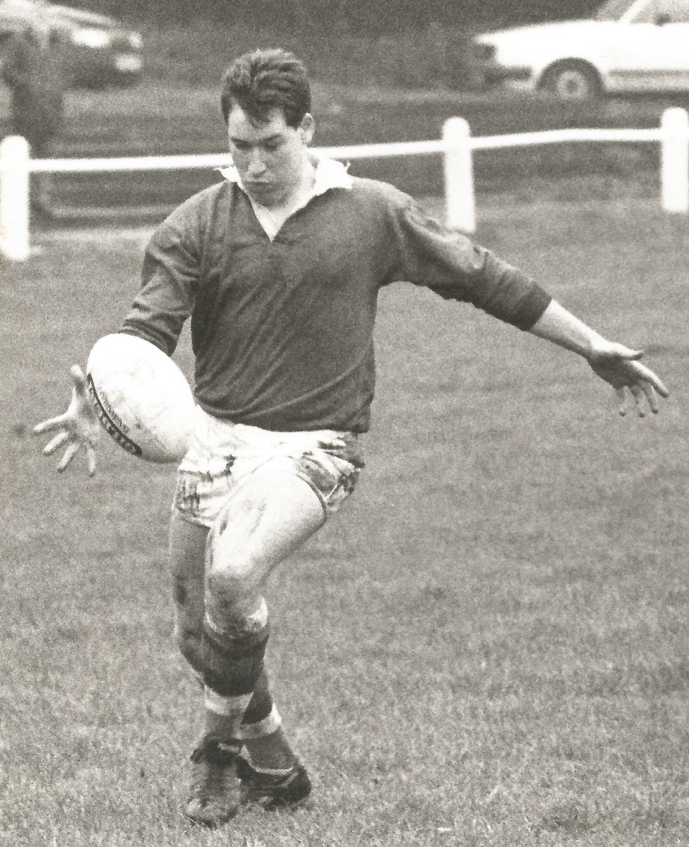 adrianbowers's tweet photo. If you are a rugby person please join the challenge of posting a rugby photo. Just one picture, no description. Please copy the text in your status, post a picture and look at some great memories/pictures https://t.co/5wHBgSPFml