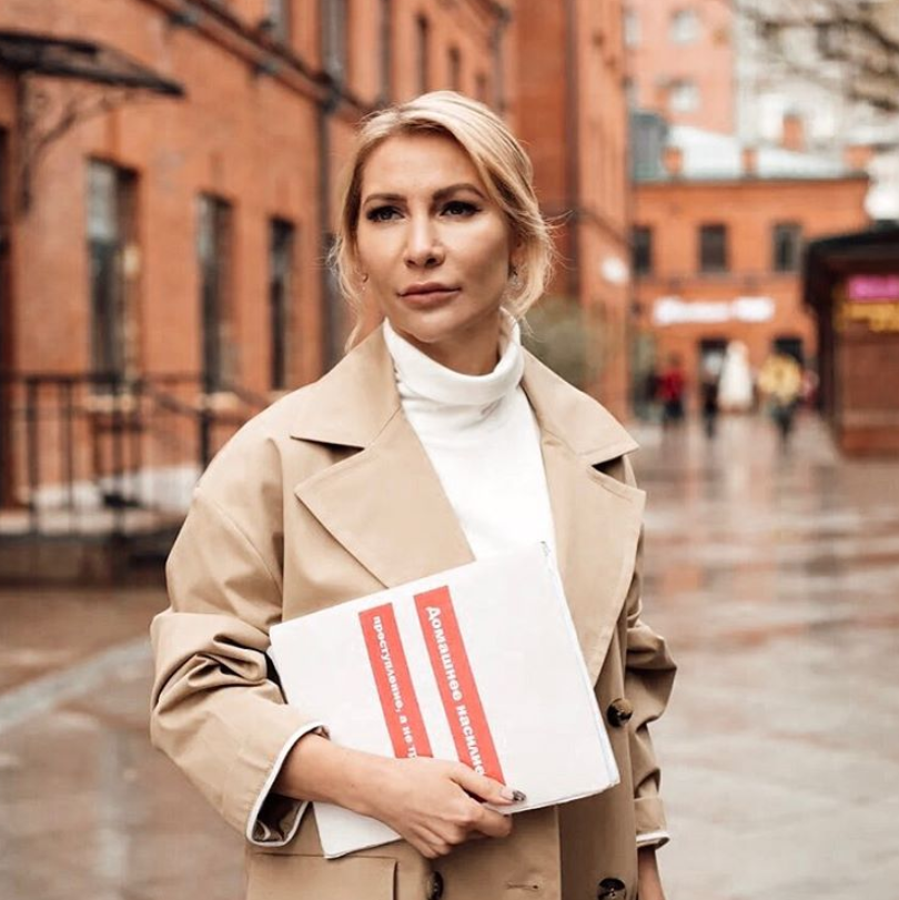 YYCforWomen's tweet photo. Want to know more about a Russian woman activist against domestic violence? Click the link to know why @alenapopova inspires me 

https://t.co/wBpMT9sl6j

#SheInspiresMe #WomanPower #YYCforWomen #WomensCentre #Enddomesticviolence https://t.co/6DcrQ2YWFT
