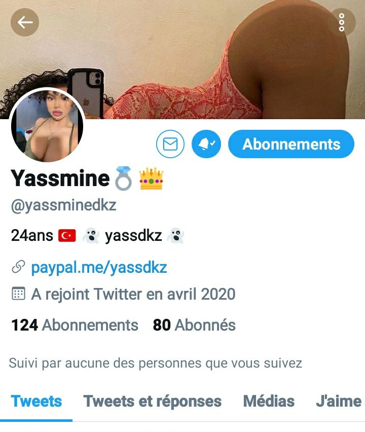 Daniel22904601's tweet photo. Ce qui veulent acheter des nude aller tous sur elle.elle fais des prix resonable.elle vas vous faire bomber je vous jure . https://t.co/Uw60UD7oE2