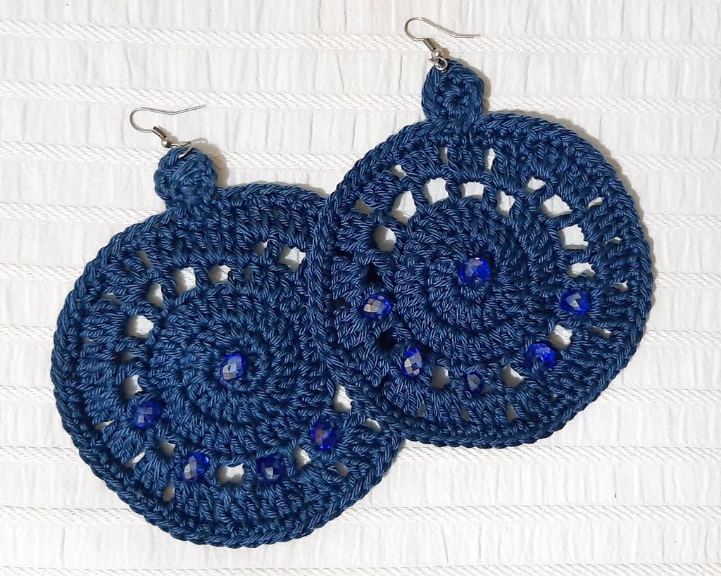 21 Days of Crochet. Day 6 - Earrings