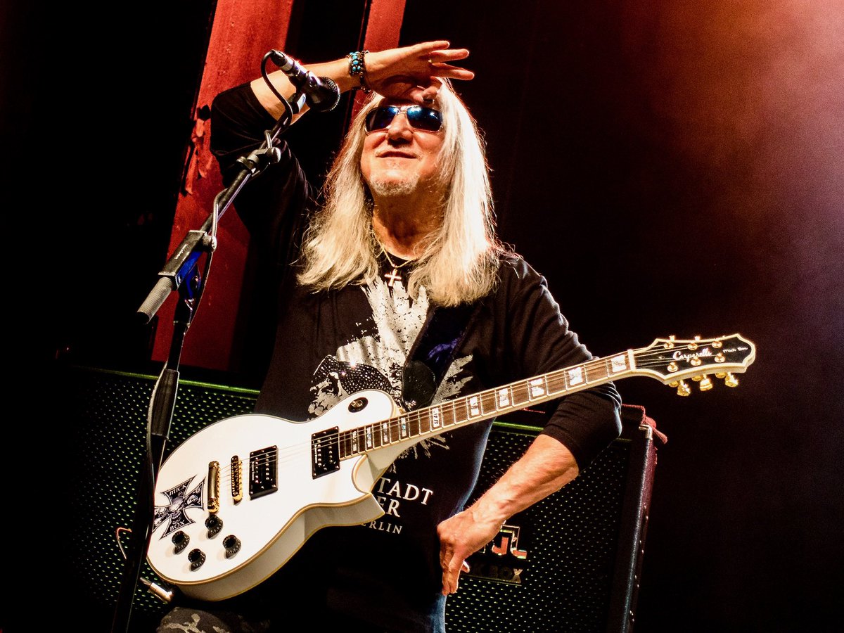 Mick_Box's tweet photo. Hello you rocking guitarists out there! While we're keeping our social distance from one and another, and honing our chops at the same time, we thought it would be a great time to have our 3rd  "Do You Wah" contest!
Check it out on https://t.co/OkDRhPArsS ‘Appy days! Mick https://t.co/xurxG4Phn0