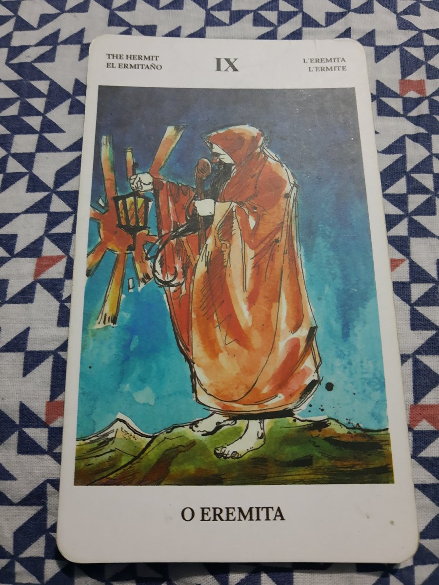 Leão: Uma semana para observar mais do que agir. Cuidado com a sua saúde e com a forma que você lida com as suas emoções. No trabalho, as coisas podem esquentar. Fique na surdina para não gotejar merda na sua juba. Sabedoria e observação são as chaves da sua semana.