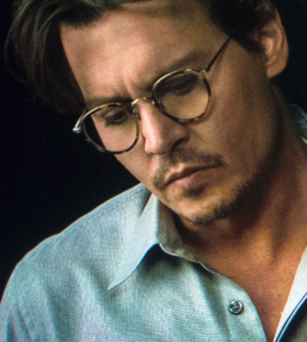BritFanofDepp's tweet photo. Behind the scenes of Transcendence (2014) (Part 1)
#JohnnyDepp #johnchristopherdeppii #depphead #hollywood #hollywoodvampires #music #guitar #rockstar #actor #cute #worldsbest #worldsbestsmile #tattoos #jewelry #JusticeForJohnnyDepp #transcendence #behindthescenes https://t.co/DFIOKrtXQj