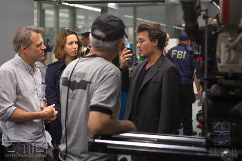 BritFanofDepp's tweet photo. Behind the scenes of Transcendence (2014) (Part 2)
#JohnnyDepp #johnchristopherdeppii #depphead #hollywood #hollywoodvampires #music #guitar #rockstar #actor #cute #worldsbest #worldsbestsmile #tattoos #jewelry #JusticeForJohnnyDepp #transcendence #behindthescenes https://t.co/37awVN7q3k