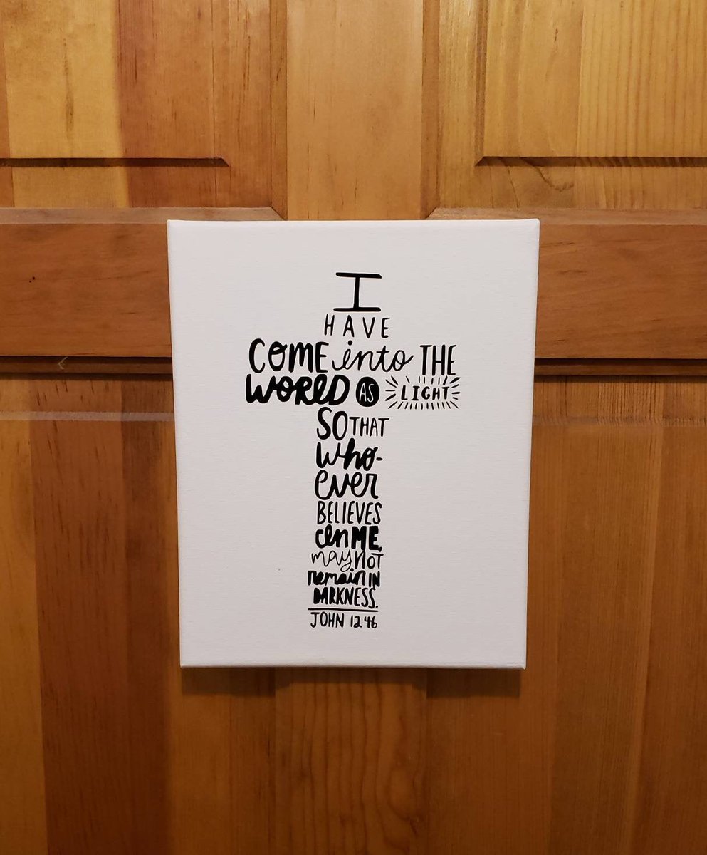 RogersPhotogra1's tweet photo. Cross Wall Hanging https://t.co/Xf9ZHuSdVV #DovesClosetInc #Etsy #BlackText https://t.co/1ZkyWPj7mR