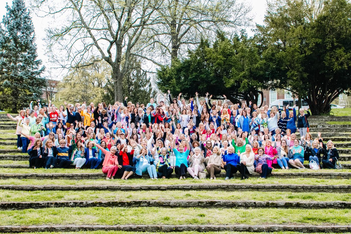 EKU_ChiOmega's tweet image. 125 years of 𝕝𝕠𝕧𝕚𝕟𝕘 our sisters and making 𝕞𝕖𝕞𝕠𝕣𝕚𝕖𝕤 that will last a lifetime! Today we are thankful for our five founders that began this amazing sisterhood... Chi Omega truly is yours forever ♥︎♥︎♥︎