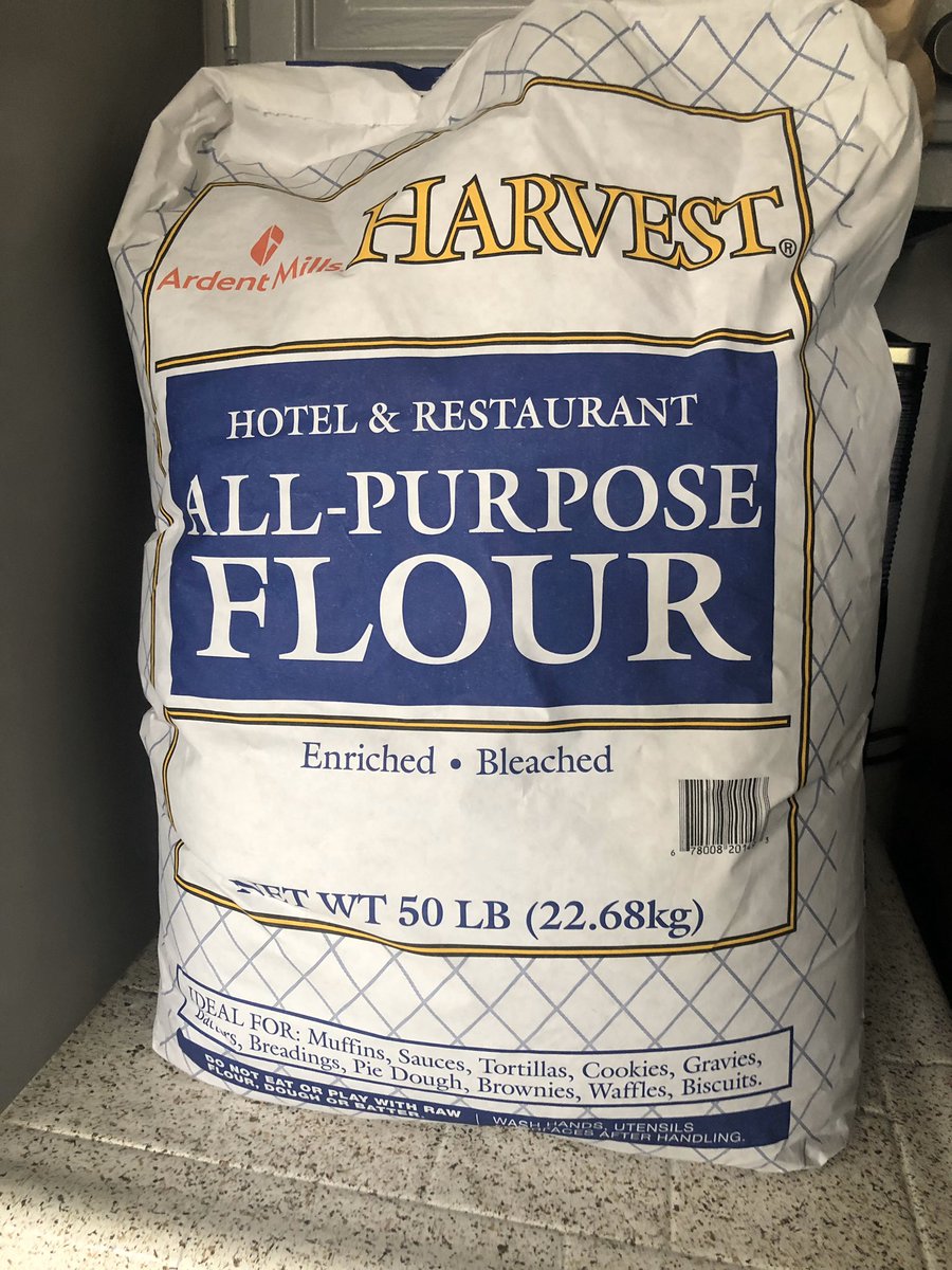 Jstevens009's tweet photo. “Hey dear, I got some flour at the store. We should be good for a bit.”
VICTORY
#unitchat #smp6 https://t.co/Q2L9ahB3zD